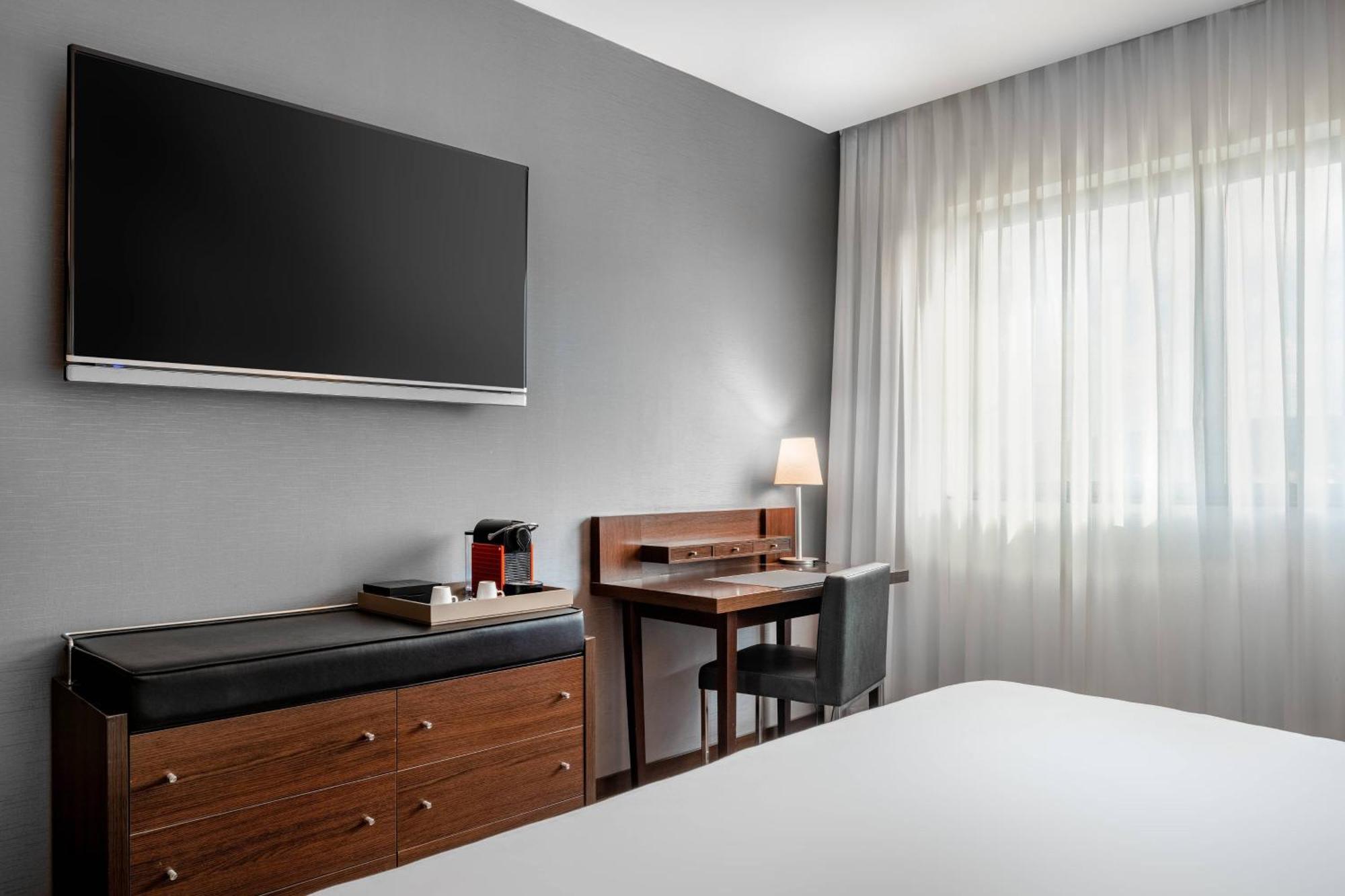 Ac Hotel Gijon By Marriott Exterior foto