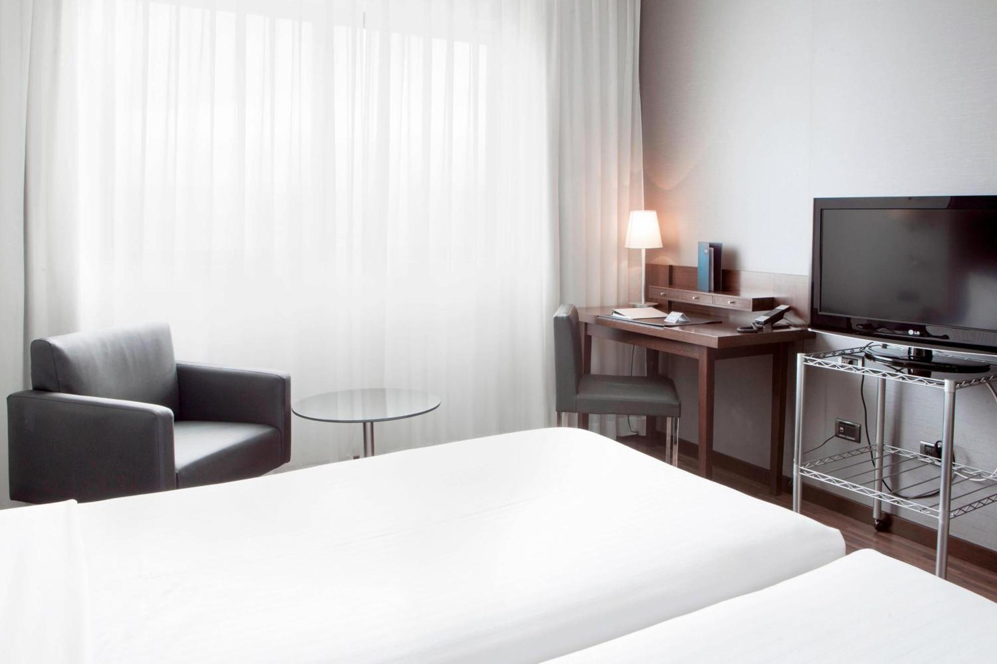 Ac Hotel Gijon By Marriott Exterior foto